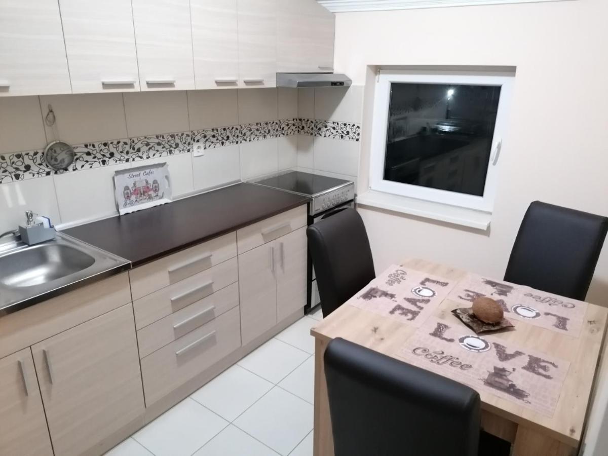Apartman Dionis Sm Сремска-Митровица Экстерьер фото